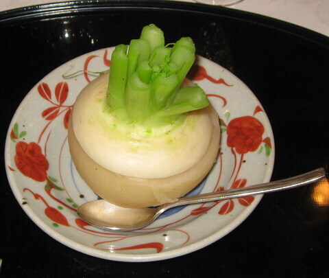 クリックすると蓋を開けた写真です。