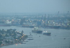 DSCF0001 サンゴン川 昼230.jpg